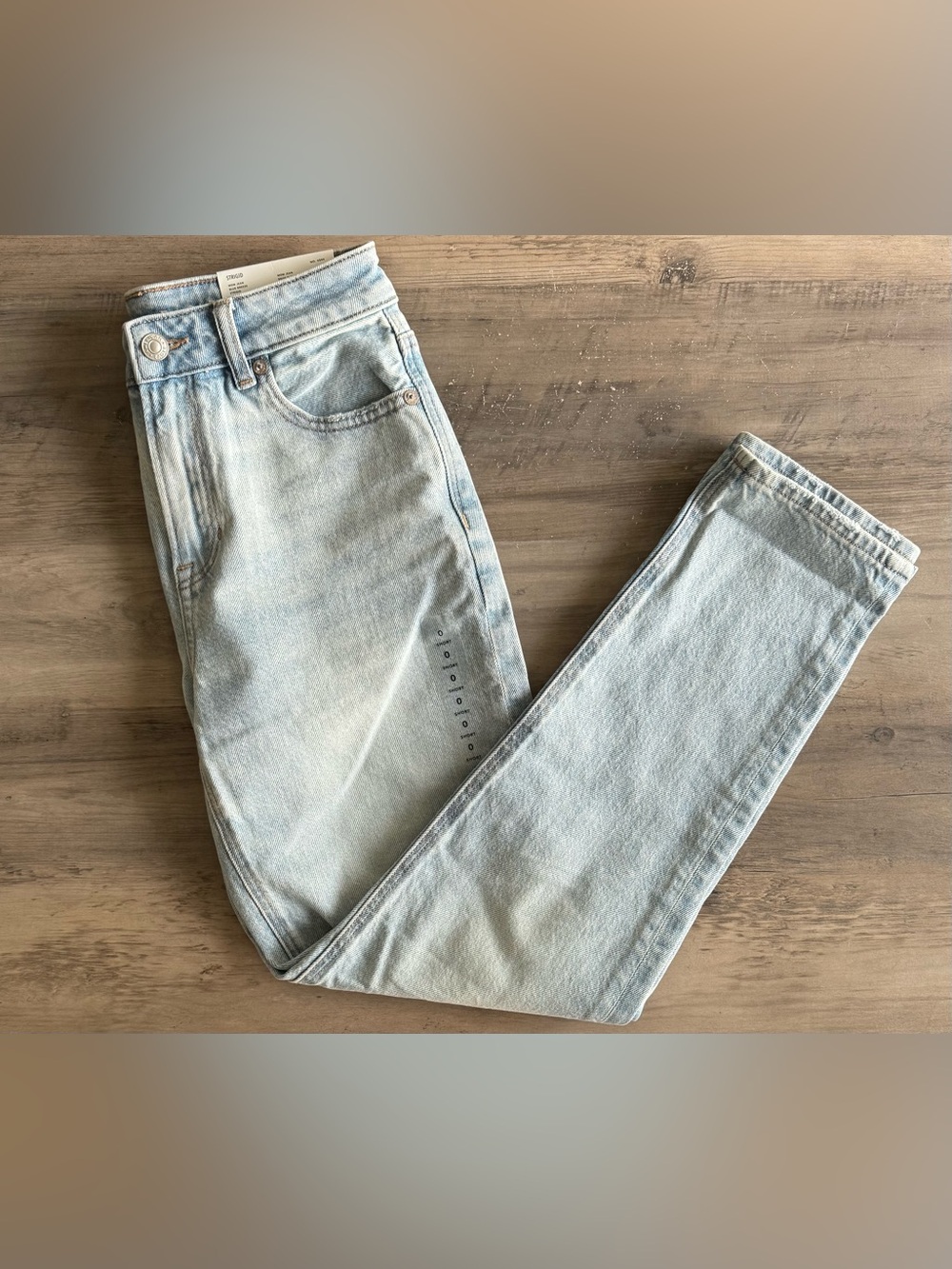 American Eagle Mom Jean